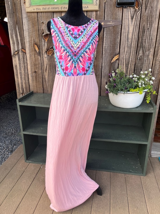 Coco And Main Dresses & Skirts - Coco and Main sleeveless maxi dress XL Junior size.